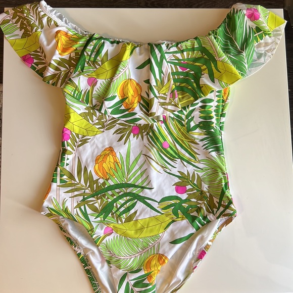 🌴🍍🌸$154 TRINA TURK Green Tropical Print Off Shoulder Ruffle Swimsuit Size 8 - Picture 5 of 11